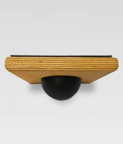 Магнитно балансиращо стъпало с топка 